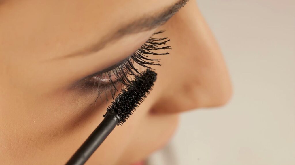 Easy Homemade Mascara Tutorial Makeup Tutorials Save Up Guide