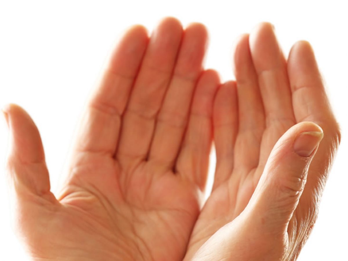 Make Your Hands Look Younger In 5 Minutes With These Tips