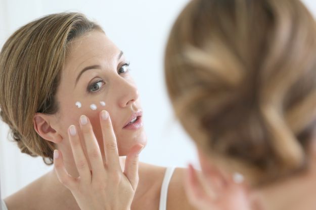 Laser Skin Resurfacing for Wrinkle Removal by Makeup Tutorials at //makeuptutorials.com/laser-resurfacing-for-wrinkle-removal