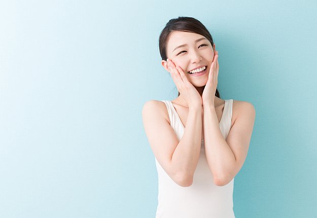Want that porcelain dewy Korean skin? Here’s how by Makeup Tutorials at http://makeuptutorials.com/korean-skincare-routine/