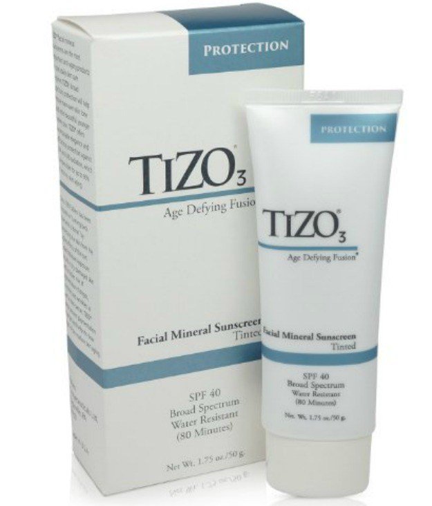 TiZo3 Solar Protection Formula Facial Mineral Fusion | Get A Kylie Jenner Instagram Worthy Skin | Her Favorite Skin Care Products Here