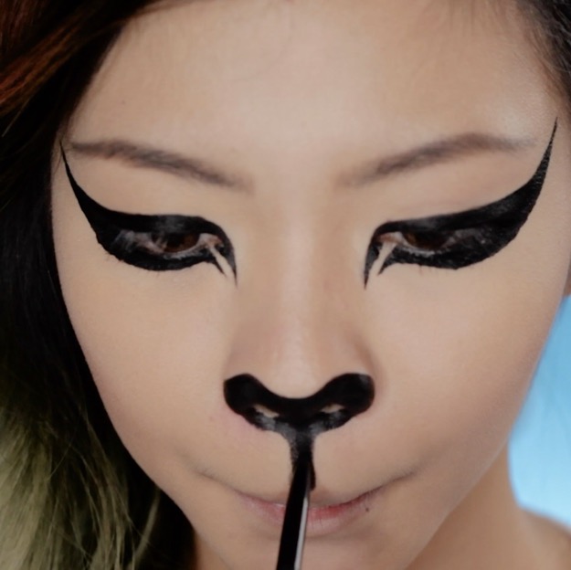Fill The Nose | Snapchat Lion Filter Super Cute Halloween Makeup Tutorial