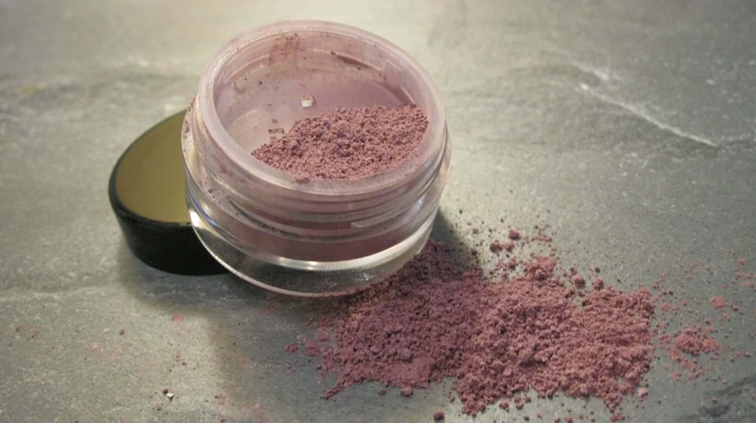 light medium skin tone blush