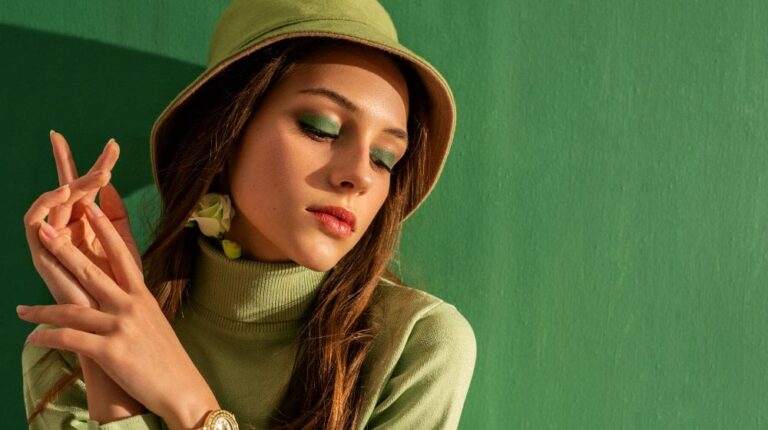 close portrait young beautiful fashionable woman | Wearable St. Patrick's Day Makeup Tutorials | featured