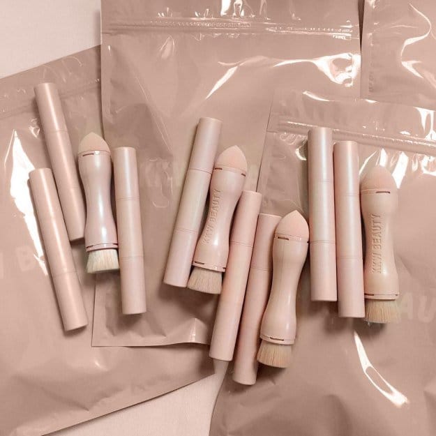 Outside Packaging | Review: Kim Kardashian Makeup KKW Beauty Creme Contour & Highlight Kit