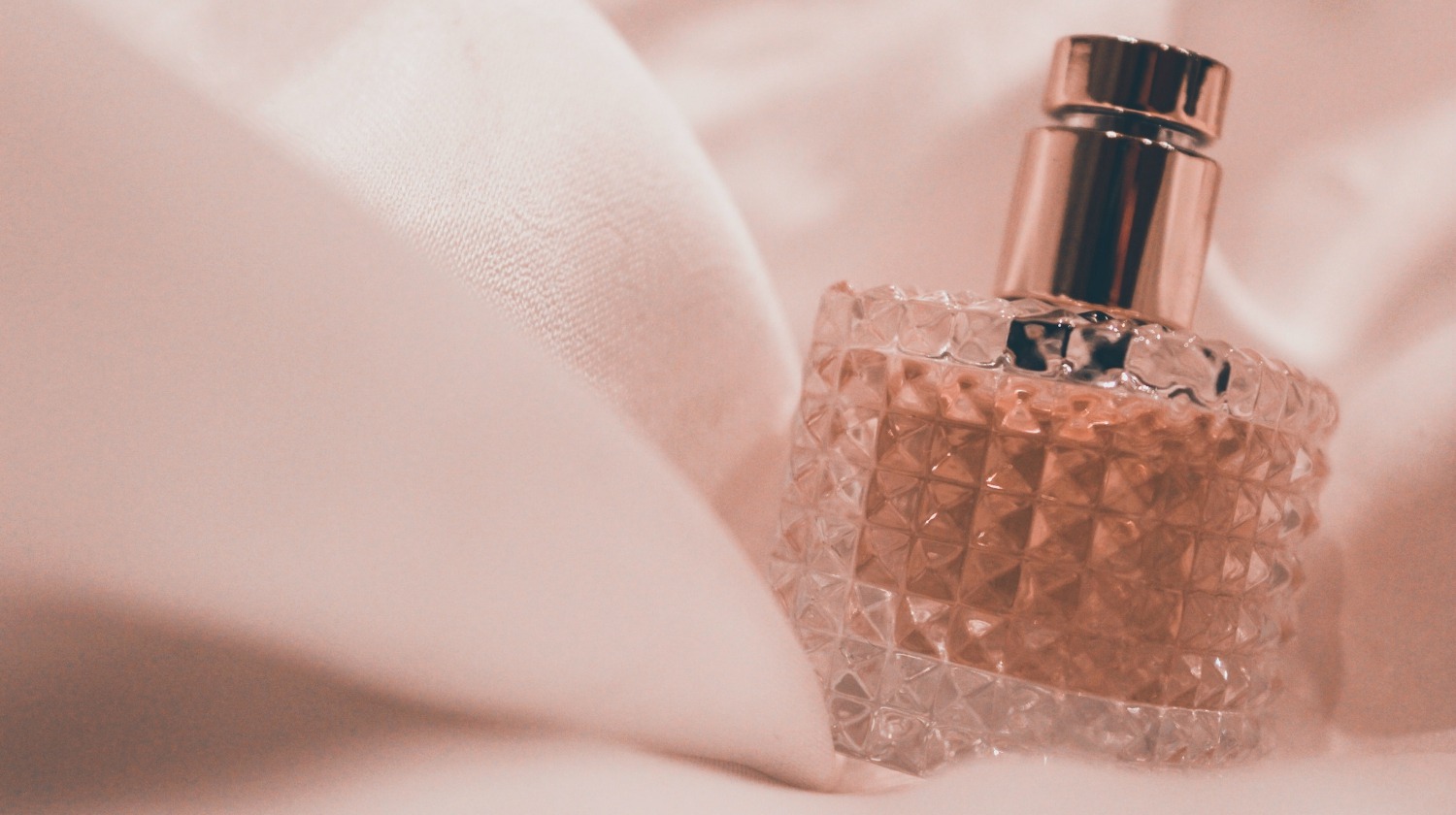feature | 10 Favorite Celebrity Fragrances