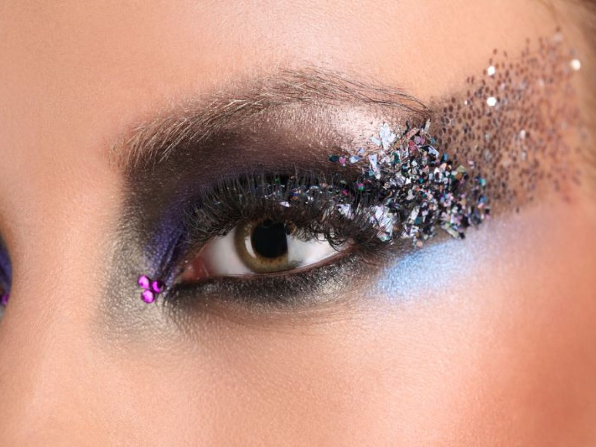 slids partikel Quagmire glitter eye makeup tutorials are quite easy to achieve