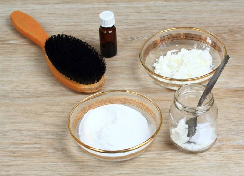 Check out 13 Scalp Moisturizer Tips For The Dry Winter Months at https://makeuptutorials.com/scalp-moisturizer-tips/