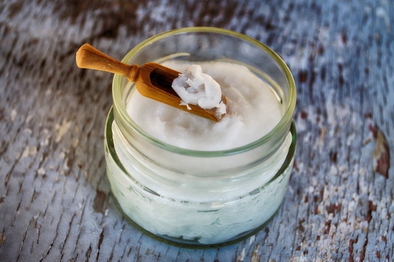 Clear Glass Container With Coconut Oil | Natural DIY Facial Moisturizer Recipes From Household Products | homemade skin moisturizer