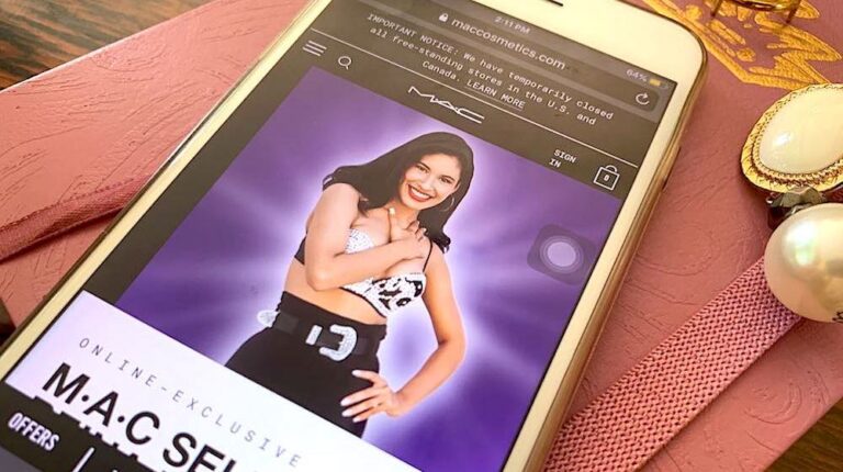 Mac Cosmetics Online Page | Mac Selena Collector's Vault Now Available! What's Inside Selena La Reina? | Featured