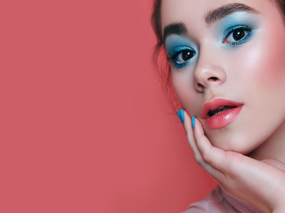 Euphoric Pastel Blue Eye Makeup Tutorial For Your Next At-Home Look