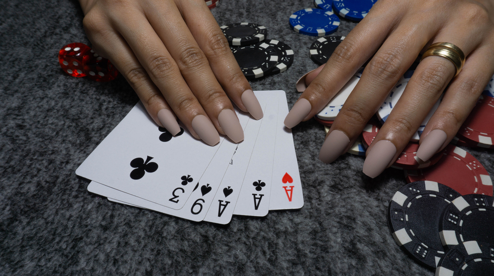 Woman Playing Poker With Three Of A Kind Card | Amazing Ways To Wear Short Coffin Nails | Short coffin nails ombre | Featured