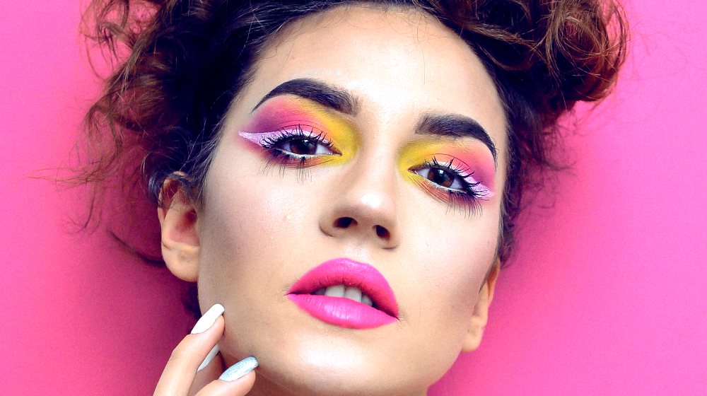 beauty model in colorful makeup | Summer Makeup Trends To Copy And Perfect Now | summer makeup | Featured