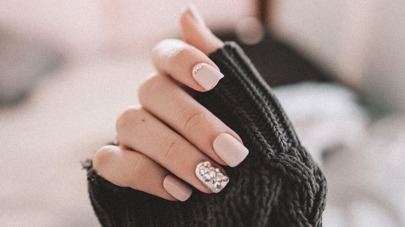 pink base simple rhinestone nails | Glamorous Rhinestone Nails You Should Copy Right Now