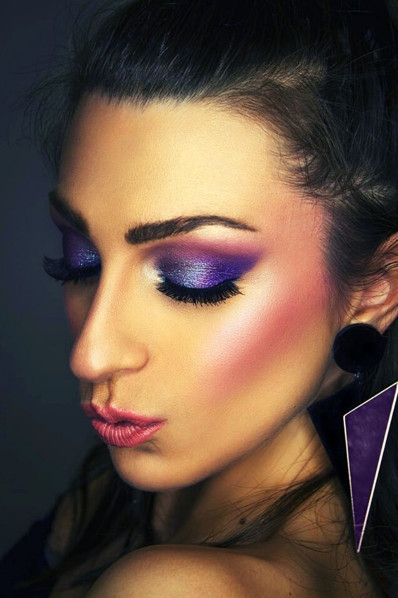 woman in violet eyemakeup | Glamorous Fall Makeup Looks To Look Forward To