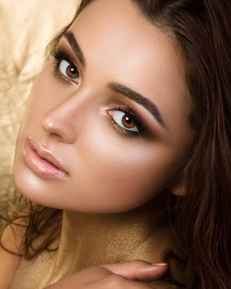 beauty-portrait-of-young-pretty-woman-with-fashion-make-up | Glamorous Fall Makeup Looks To Look Forward To