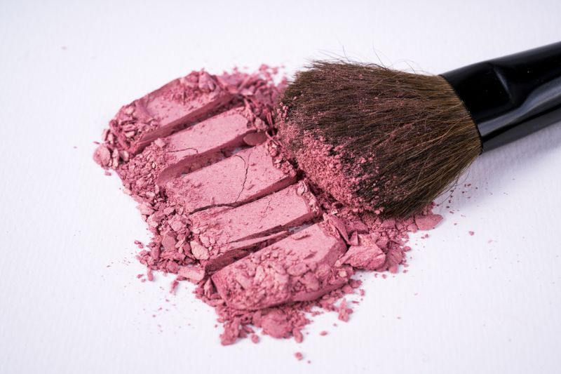 blush-on-brush | Essential Face Brushes You Need In Your Makeup Arsenal | Best face brush