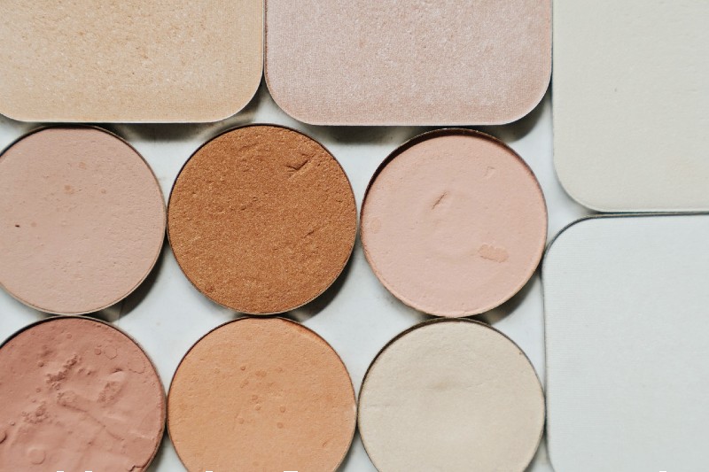 brown powder on white ceramic plate | best makeup brands 2020