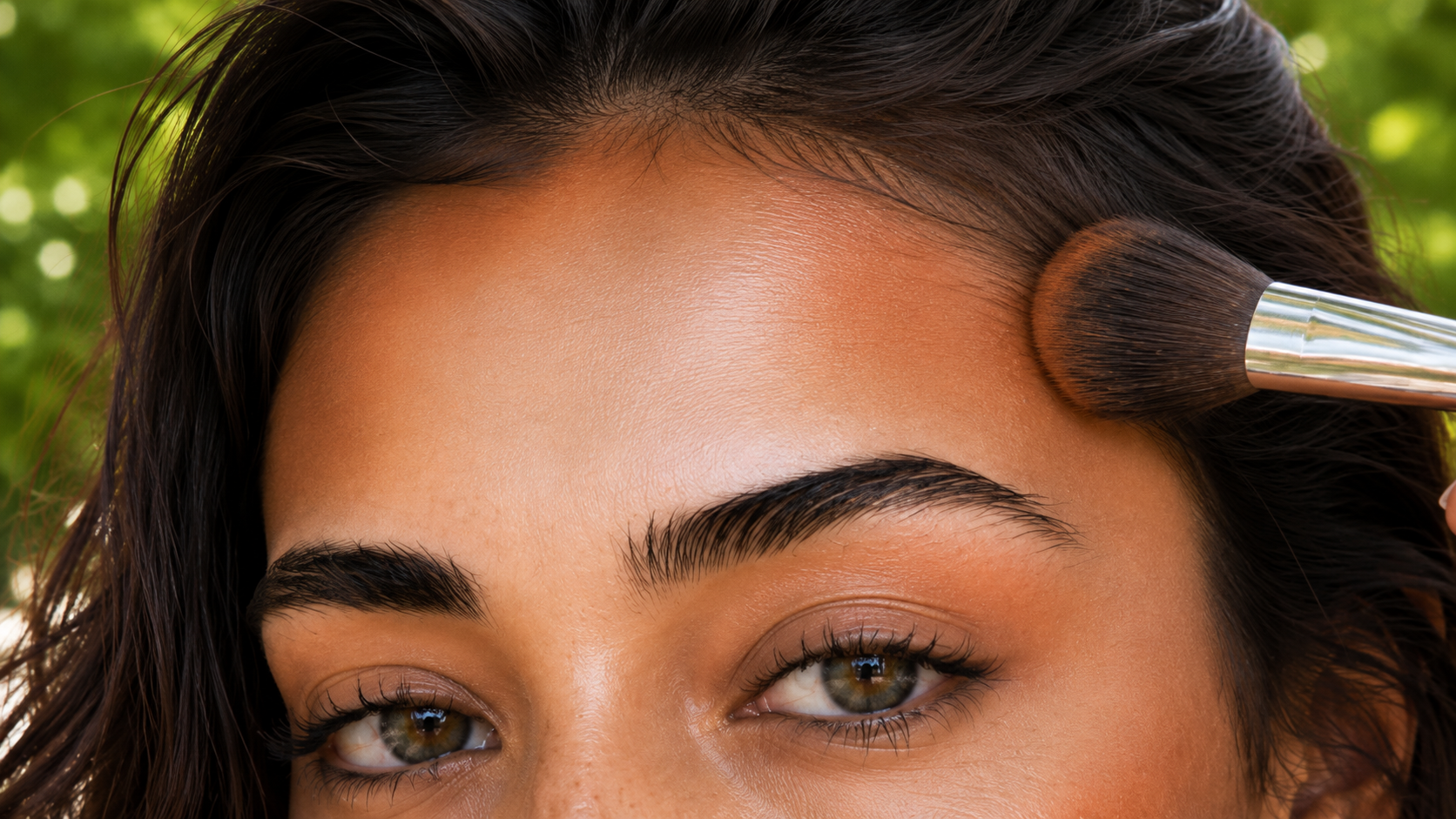 How to Apply Bronzer in 5 Easy Steps for a Natural Glow